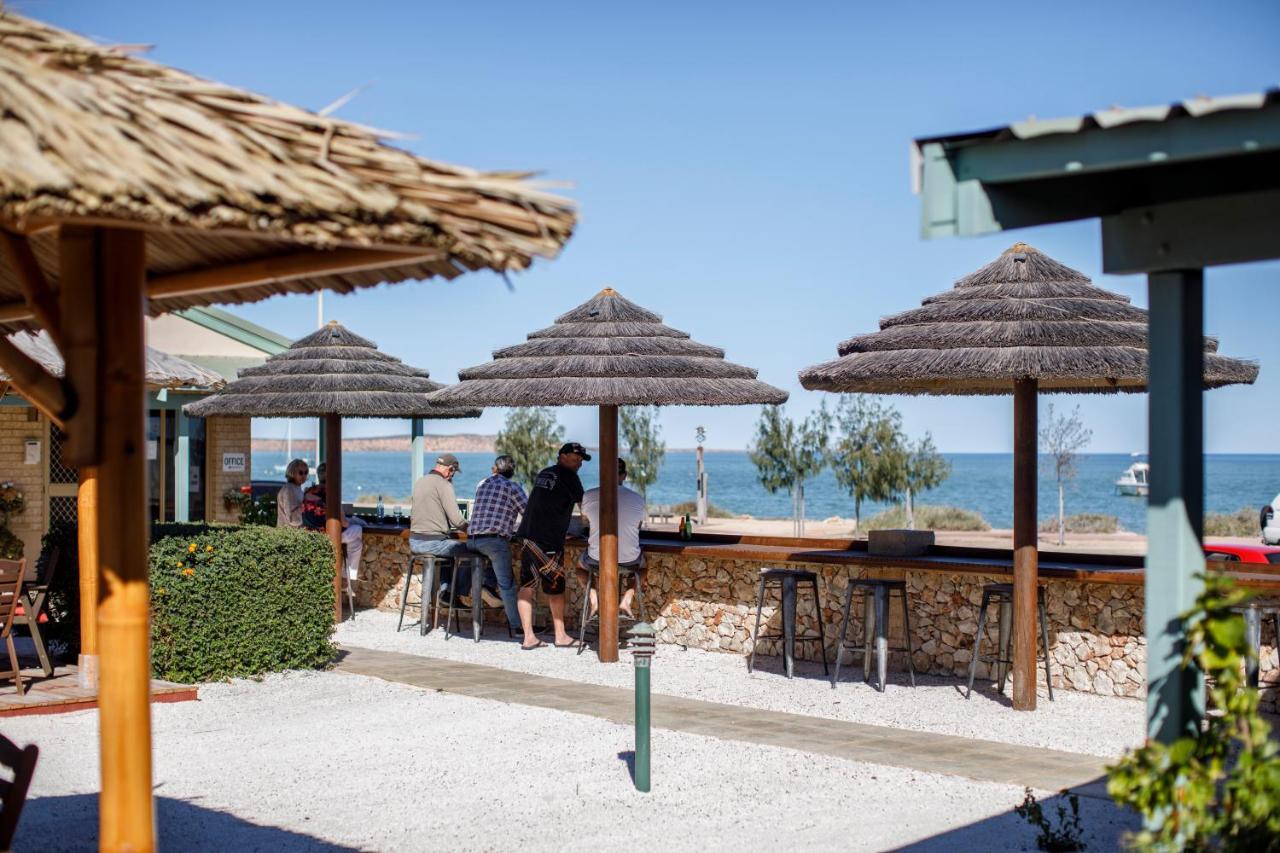 Shark Bay Seafront Apartments Denham Zewnętrze zdjęcie